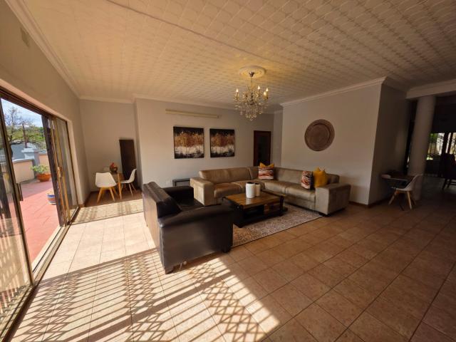 House for rent in Waterkloof, Gauteng