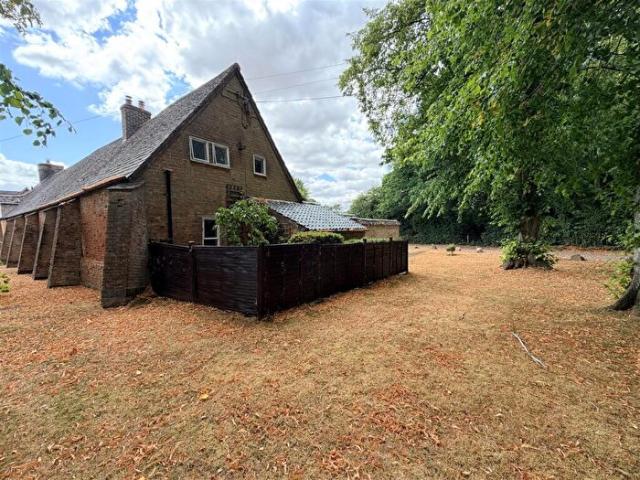 Apartment for rent in Stanford On Avon, Leicestershire