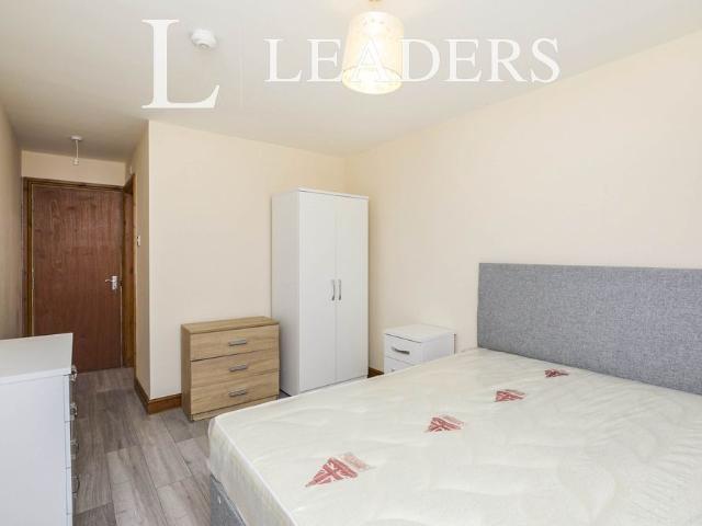 House for rent in California, Littleover