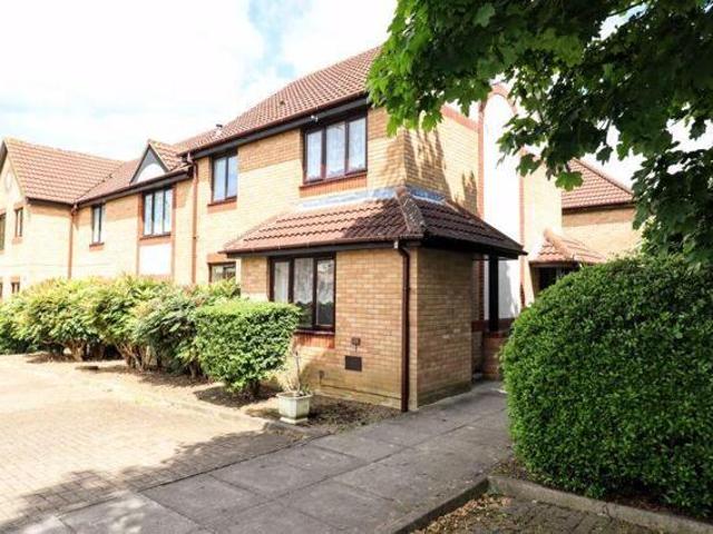House for sale in Monkston Park, Milton Keynes