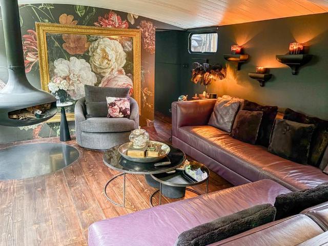 House for rent in Blackhills, Surrey