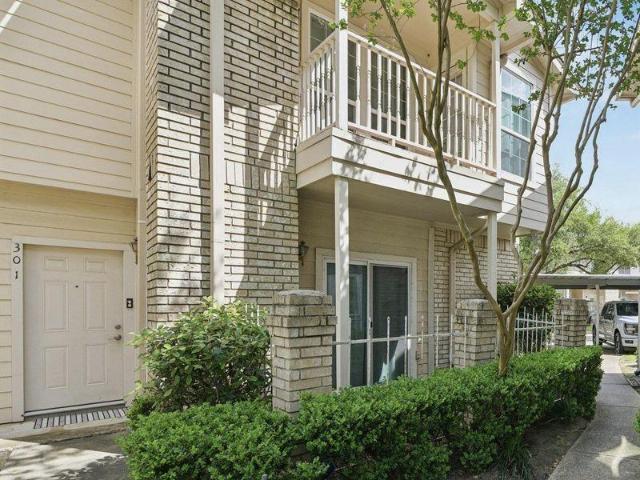 Condo for sale in Harris, Texas