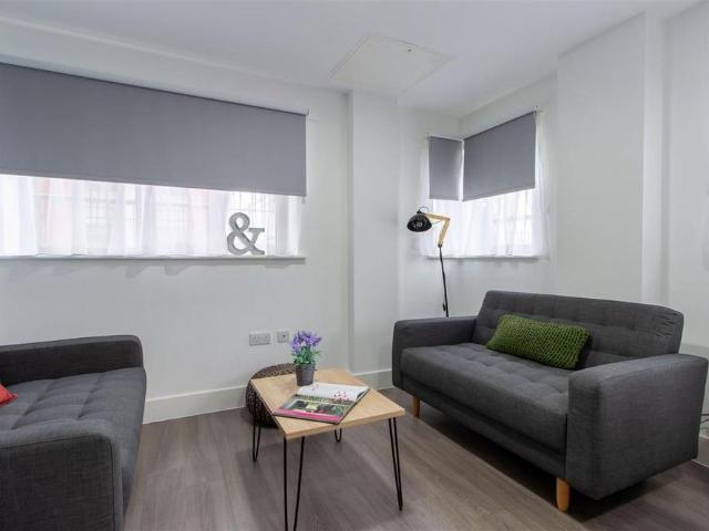 Room for rent in Calton, Scotland