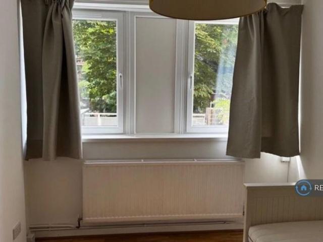 Room for rent in Putney, Greater London