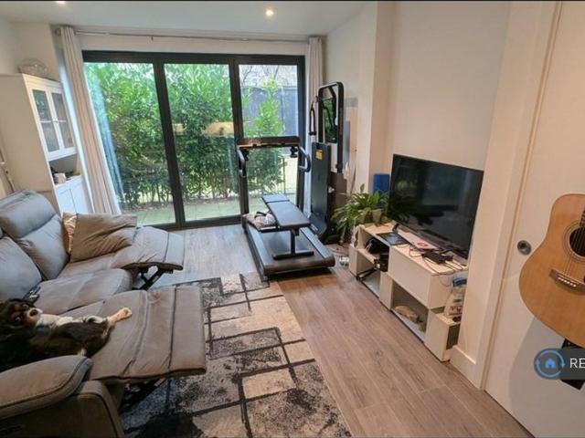 Room for rent in Leyton, Greater London