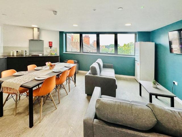 Room for rent in Little Chester, East Midlands