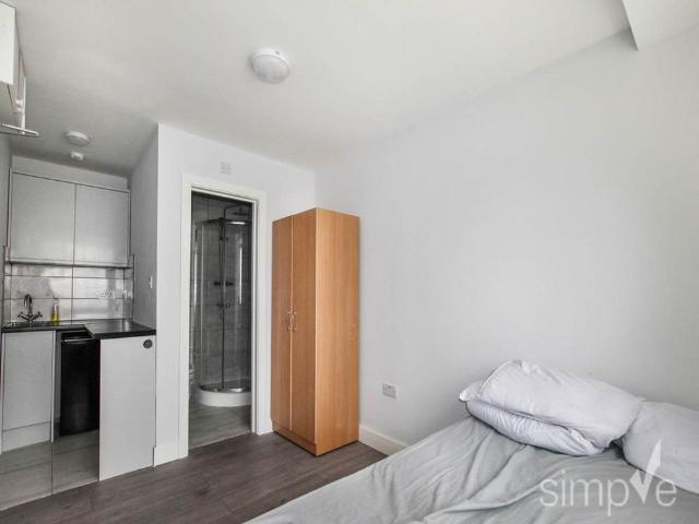 Room for rent in Yeading, Greater London