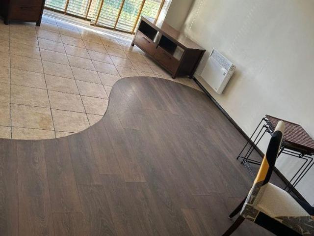 Room for rent in Falcon Lodge, Wales