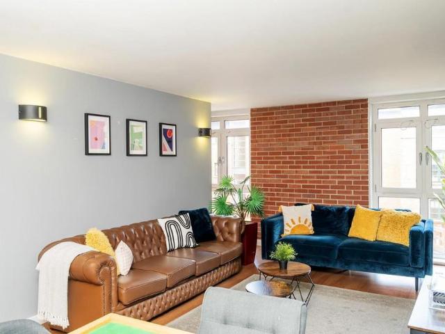 Room for rent in Saint Vincent's, Netherthorpe