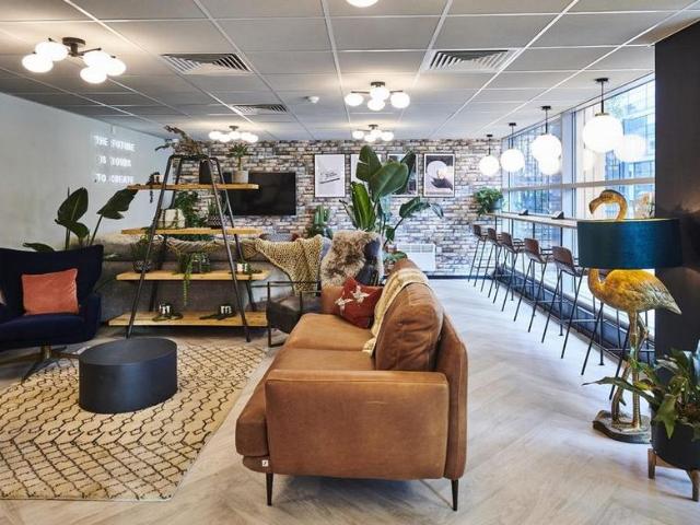 Room for rent in Islington, Calderstones