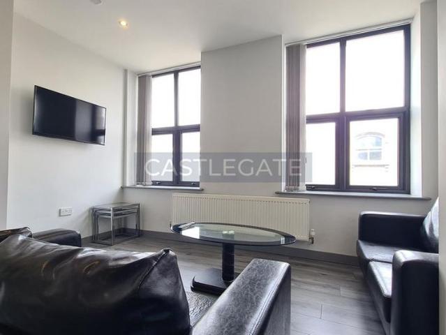 Room for rent in Highfields, Huddersfield
