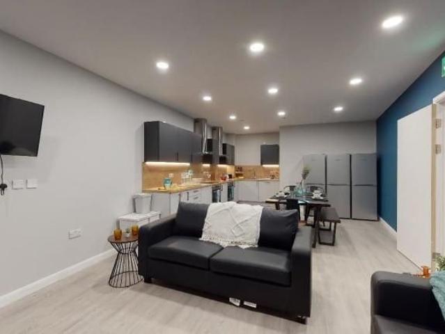 Room for rent in Neepsend, South Yorkshire