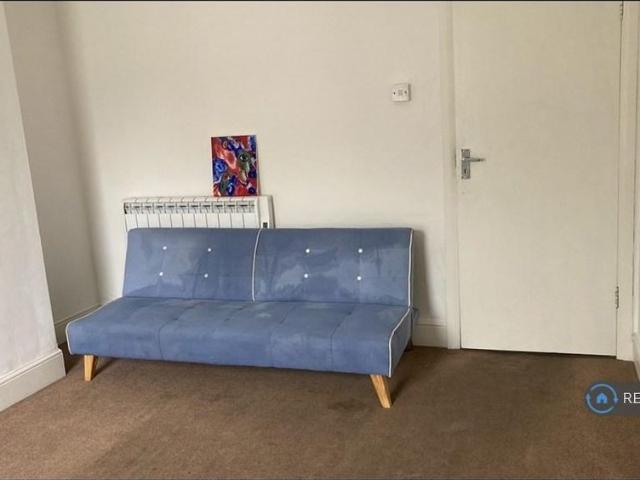 Room for rent in Trinity Triangle, Hastings