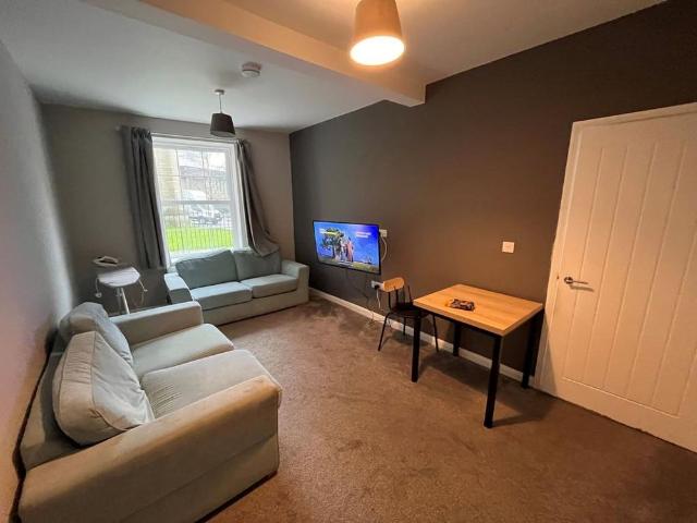 Room for rent in Moresk, Penweathers