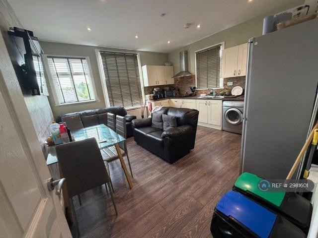 Room for rent in New Normanton, Derby