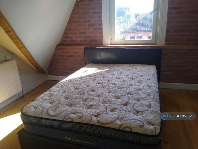 Room for rent in London Borough of Bromley, Greater London