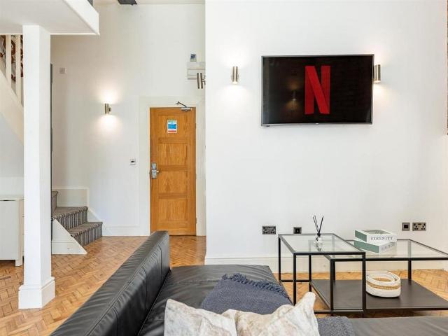 Room for rent in City Centre, Georgia
