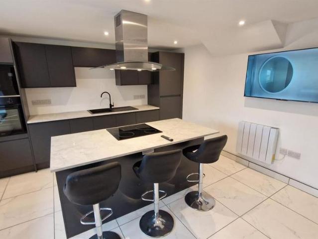 Room for rent in Hanley, Stoke-on-Trent