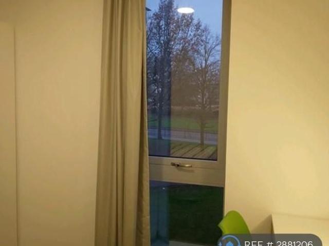 Room for rent in Park Village, West Midlands