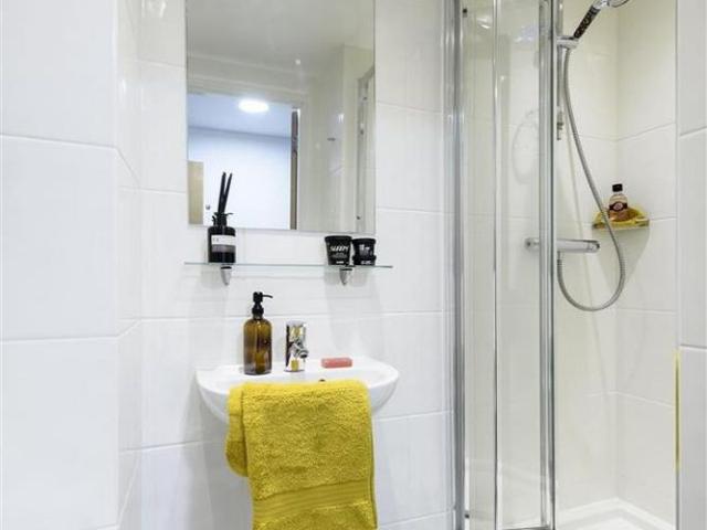 Room for rent in Little Sheffield, South Yorkshire