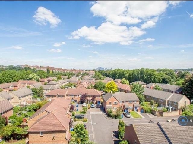 Room for rent in East Dulwich, Greater London