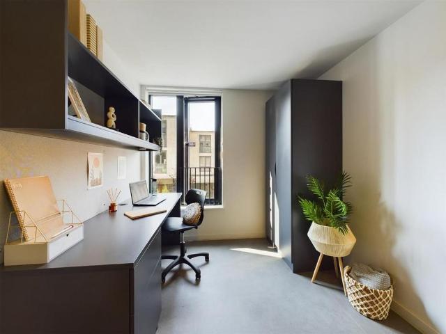 Room for rent in Round Hill, Brighton & Hove