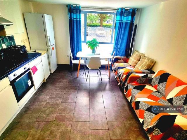 Room for rent in Glyndon, Shooters Hill