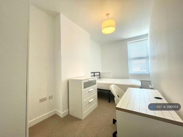 Room for rent in Redcliffe, Feckenham