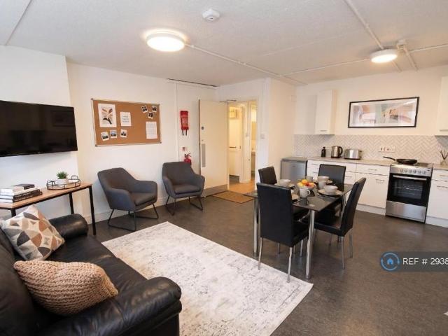Room for rent in Greenock, Scotland