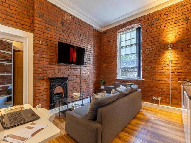 Room for rent in City Centre, Georgia