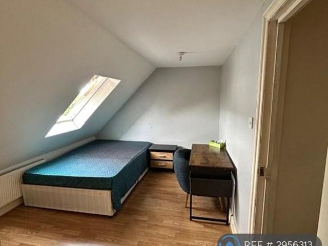 Room for rent in North Greenford, Greater London
