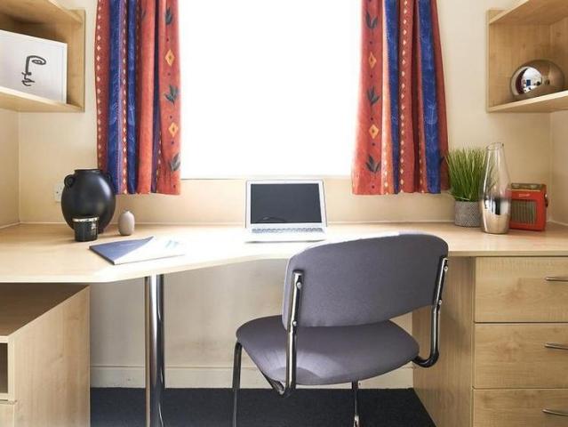 Room for rent in Hanley, Stoke-on-Trent