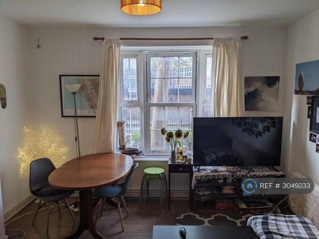 Room for rent in London Borough of Lambeth, Greater London