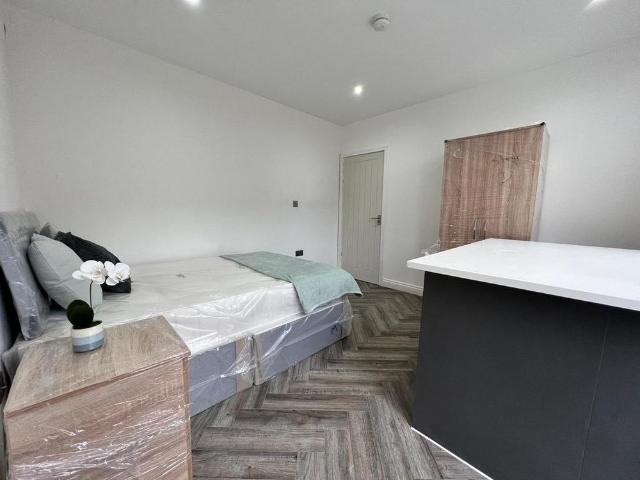 Room for rent in Jewellery Quarter, West Midlands