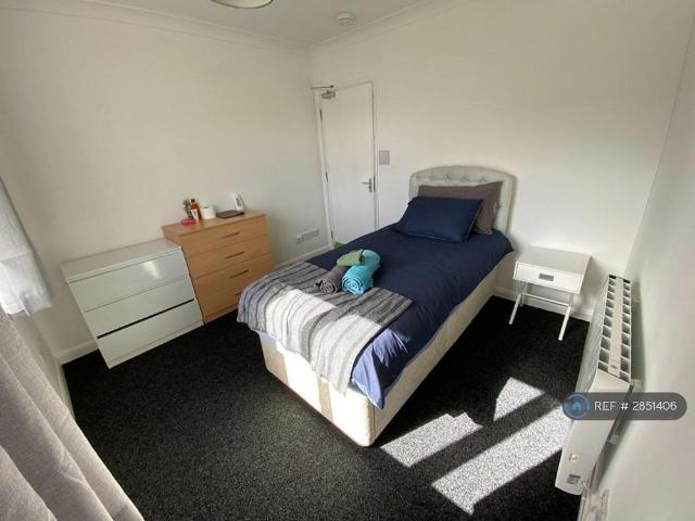 Room for rent in Berrick Salome, Oxfordshire
