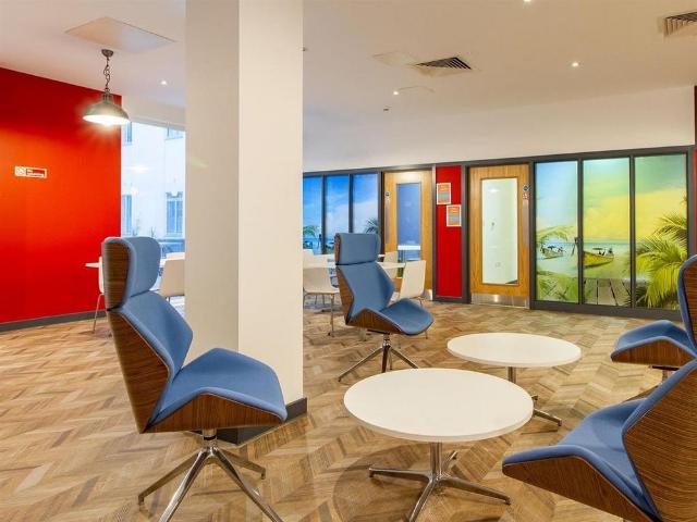 Room for rent in West Hoe, Mount Wise