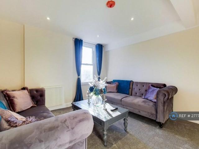 Room for rent in Camberwell, Greater London