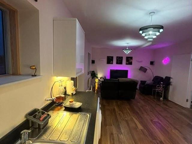 Room for rent in Royston Parade, Greater London