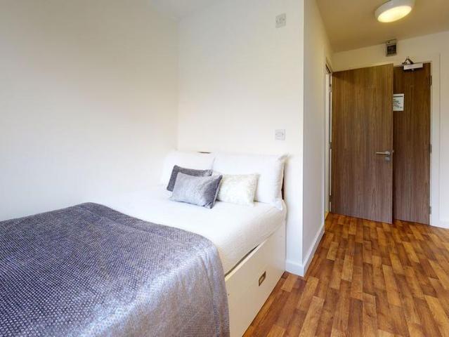 Room for rent in Spring Park, Luton
