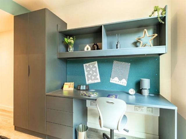 Room for rent in Stirchley, Birmingham