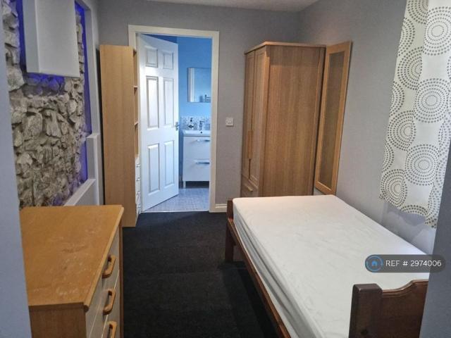 Room for rent in Ashley, Ballindoch