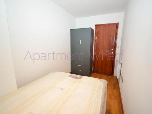 Room for rent in Poplar Grove, Greater London