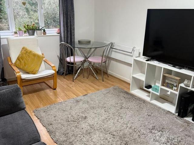 Room for rent in Headless Cross, Redditch