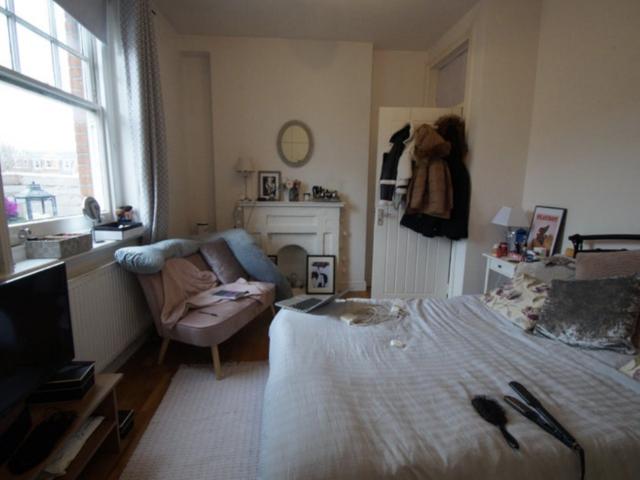 Room for rent in Kensal Town, Greater London