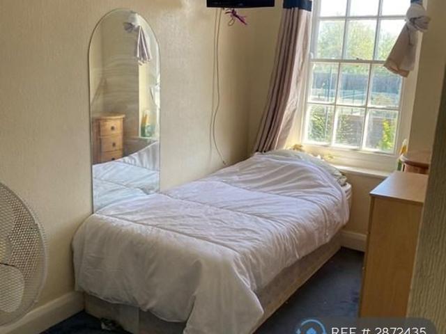 Room for rent in Grays, Essex