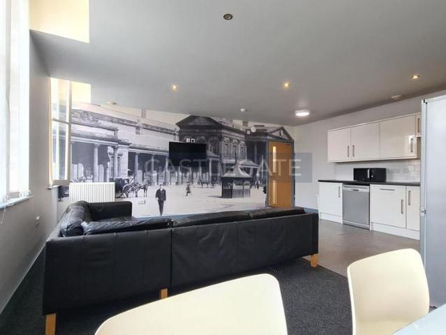 Room for rent in Highfields, Huddersfield