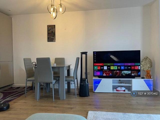Room for rent in Worcester Park Estate, Dartford