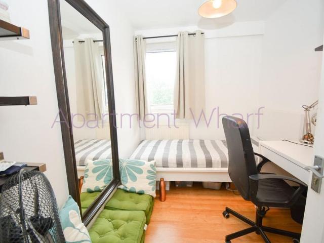 Room for rent in Limehouse, Greater London