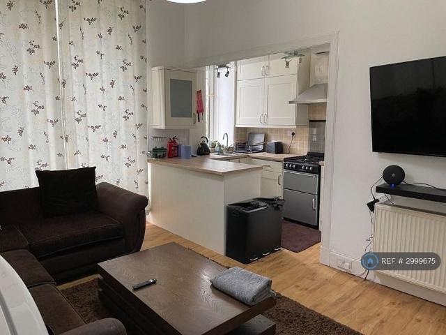 Room for rent in Ibroxholm, Ibrox