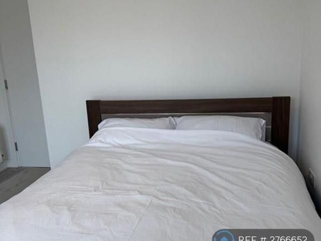 Room for rent in Troy Town, Rochester
